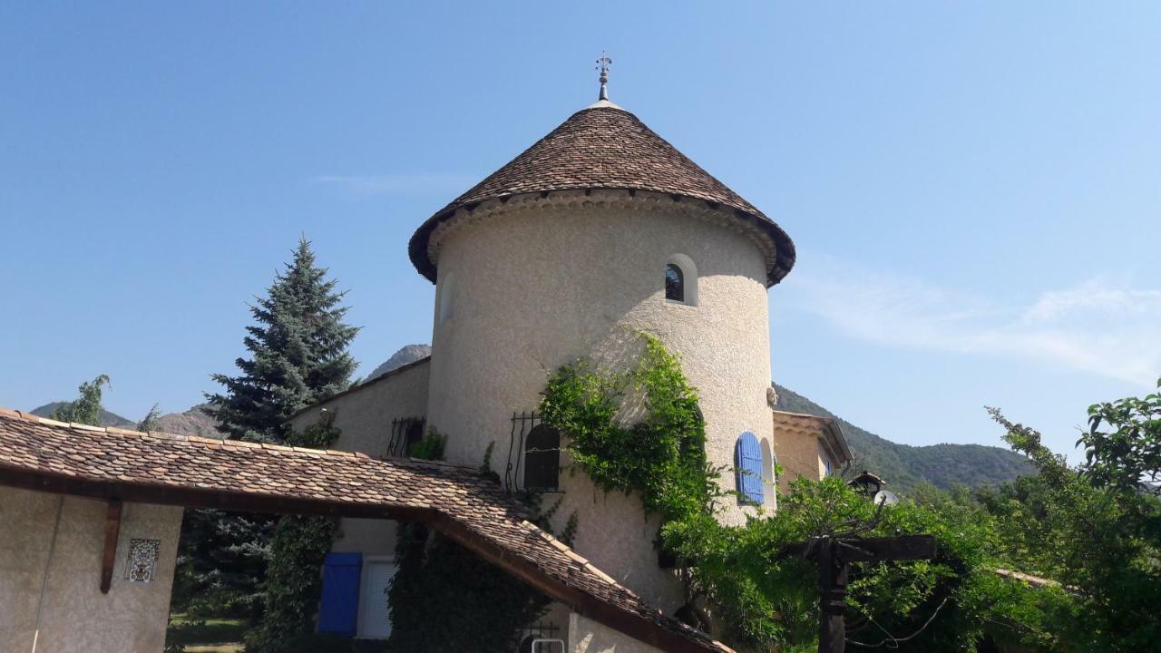 Chambre D'Hotes La Citadelle Lardier-et-Valenca Kültér fotó